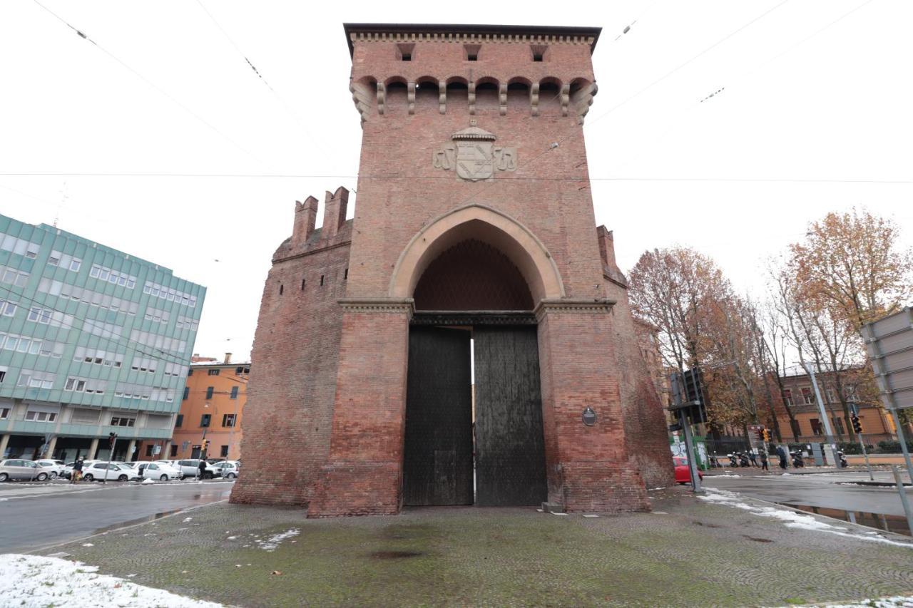 Moon Bologna Lägenhet Exteriör bild